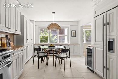 69 W 9th St unit 2-B, New York, NY 10011 - photo 5