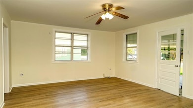 209 Azalea St, Thibodaux, LA 70301 - photo 3