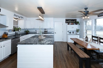 195039 N 2640 Rd, Temple, OK 73568 - photo 6