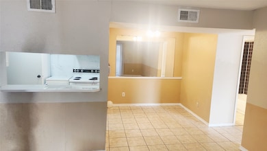 12511 Ashford Meadow Dr unit C, Houston, TX 77082 - photo 6