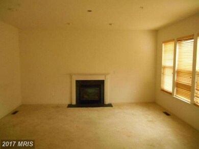 11802 Lilium Ln, Glenn Dale, MD 20769 - photo 6