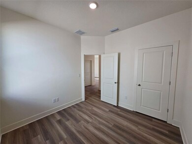 3841 Daybreak Run Loop, Spring Hill, FL 34609 - photo 7