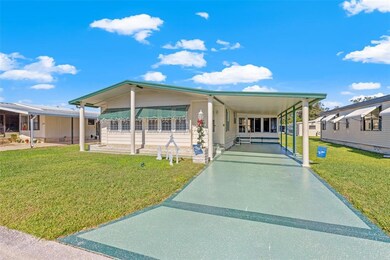 35045 Colony Hills Dr, Zephyrhills, FL 33541 - photo 2