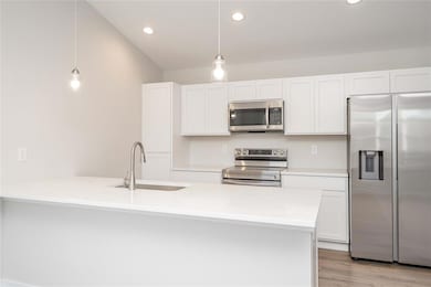 635 SE Mesa Dr, Waukee, IA 50263 - photo 5