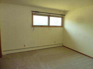 1201 6th Ave NW, Jamestown, ND 58401 - photo 6