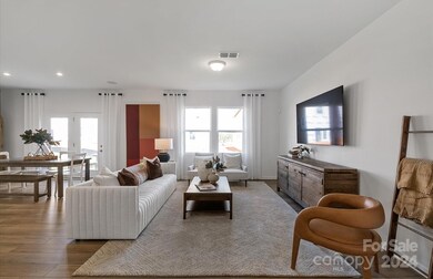 DIGITAL IMAGE SIMILAR