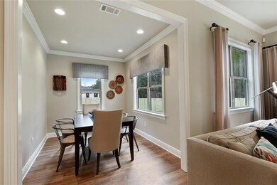 SAMPLE PHOTO ONLY - NOT ACTUAL HOME
INTERIOR S