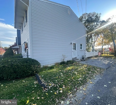 329 2nd Ave, Hanover, PA 17331 - photo 2