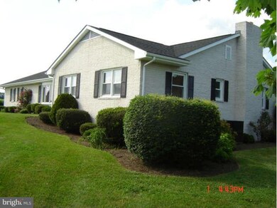 5019 Bushey Rd, Sykesville, MD 21784 - photo 2