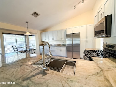 Kitchen 5