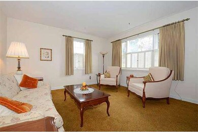 132 Walnut Hill Ln, Havertown, PA 19083 - photo 2