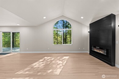 344 SW Ragle Ct, Port Orchard, WA 98367 - photo 4