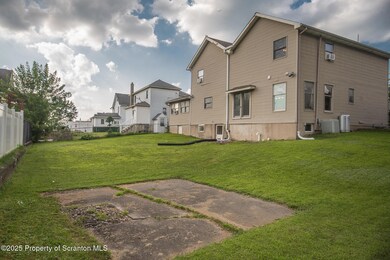 19 Rock St, Pittston, PA 18640 - photo 4