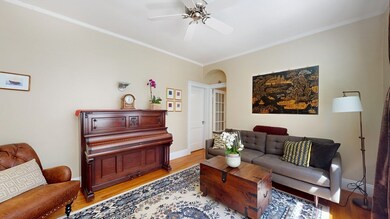 429 Washington St unit 2, Brookline, MA 02446 - photo 5