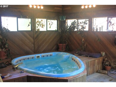 580 NW 4th Ave, Canby, OR 97013 - photo 6