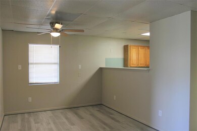 900 E Reno Rd, Azle, TX 76020 - photo 4