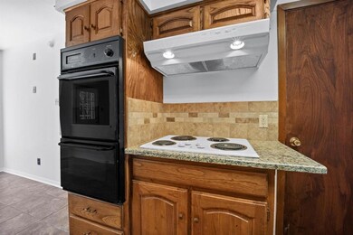 728 Huntwich Dr, Bedford, TX 76021 - photo 7