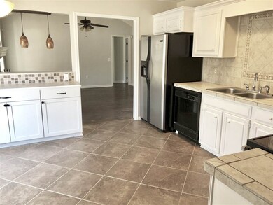 3132 Glennhaven Dr, Byram, MS 39272 - photo 2