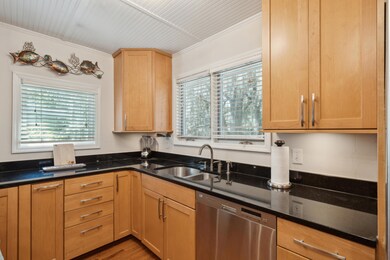 32TwinOaksLane-010