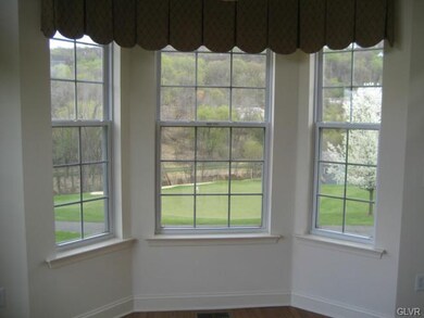 2365 Hollow View Dr, Easton, PA 18040 - photo 6