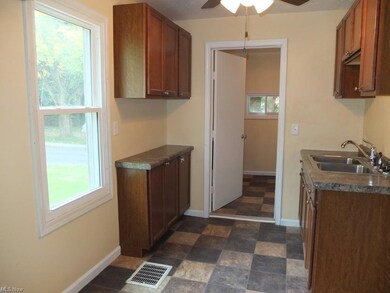 2579 W Nimisila Rd, Clinton, OH 44216 - photo 4