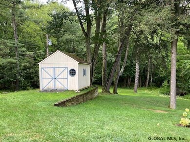 9 Hickory Ln, Schenectady, NY 12302 - photo 7