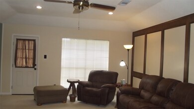 2008 Franklin Cir, Rosenberg, TX 77471 - photo 4