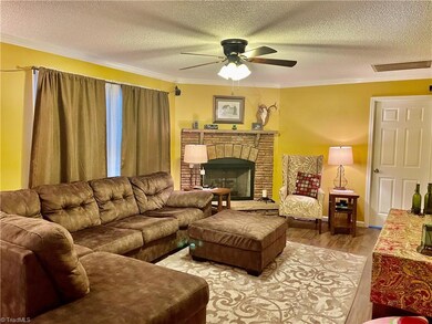 4053 Rice Dr, Asheboro, NC 27205 - photo 6