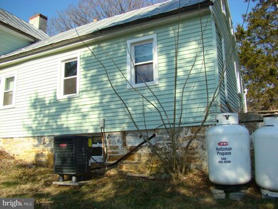 682 Bruebeck Ln, Strasburg, VA 22657 - photo 6