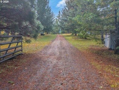 24312 Cardwell Hill Dr, Philomath, OR 97370 - photo 4