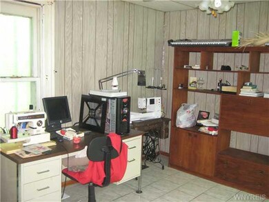 Den Office, Sewing Room