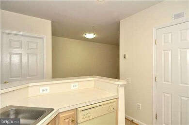 11206 Edson Park Place, Rockville, MD 20852 - photo 5