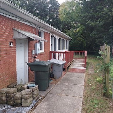 9 Julian Place, Hampton, VA 23666 - photo 5