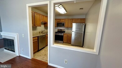 9272C Cardinal Forest Ln unit 301, Lorton, VA 22079 - photo 6