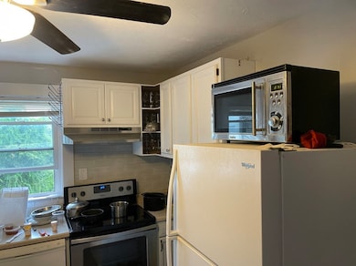 72 Bay State Rd unit 2, Quincy, MA 02171 - photo 7