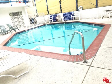 1750 N Sycamore Ave unit 209, Los Angeles, CA 90028 - photo 4