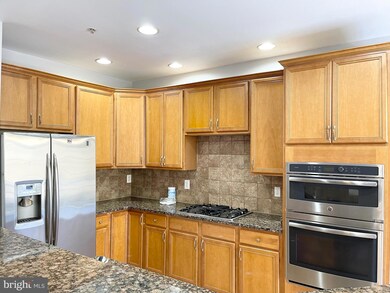 12823 Fox Fern Ln, Clarksburg, MD 20871 - photo 5