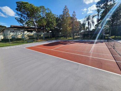 562 Golden Raintree Place unit 562, Brandon, FL 33510 - photo 7