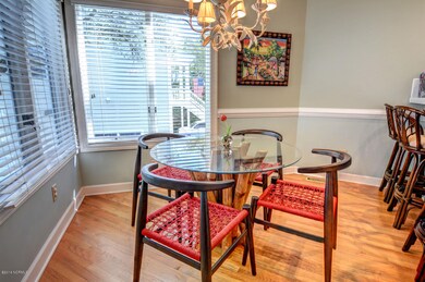 1104 Merchant Ln Carolina-large-006-20-D