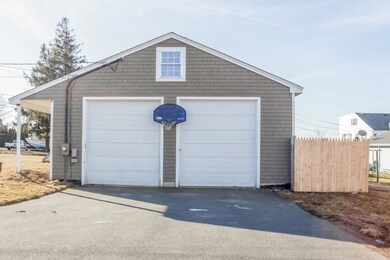 38 Honeyman Ave, Middletown, RI 02842 - photo 7