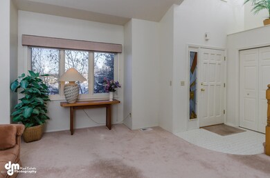 Entryway-Living Room