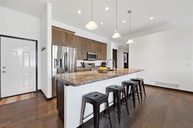 3722 Bluebird Dr SW, Cedar Rapids, IA 52404 - photo 7