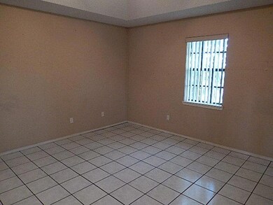 700 E Eller Ave, Pharr, TX 78577 - photo 6
