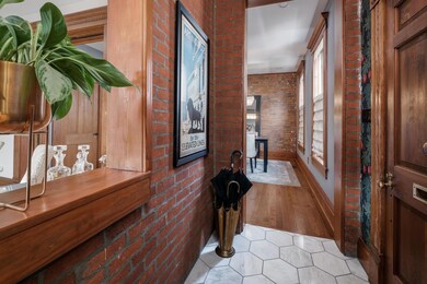 324 E Sycamore-3