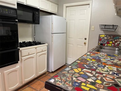 2419 Elmen St, Houston, TX 77019 - photo 6