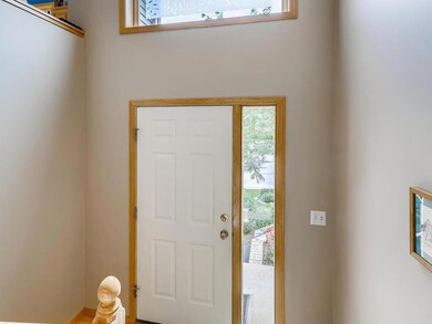 7340 Bolton Way Inver Grove-005-001-Foyer-MLS_Size