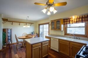 kitchen & dinning