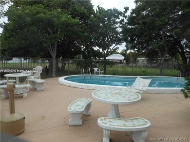 348 S Federal Hwy unit 24, Dania, FL 33004 - photo 7