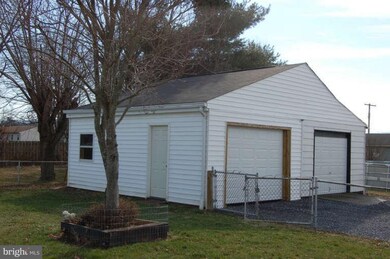 752 W 14th St, Front Royal, VA 22630 - photo 6