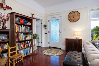 335 Bennett St, Sedro Woolley, WA 98284 - photo 4